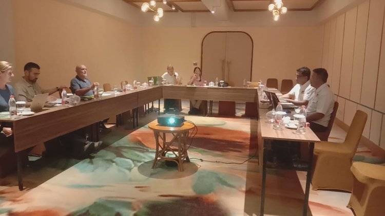 UNITY FOR THE JAVAN RHINO SURVIVAL